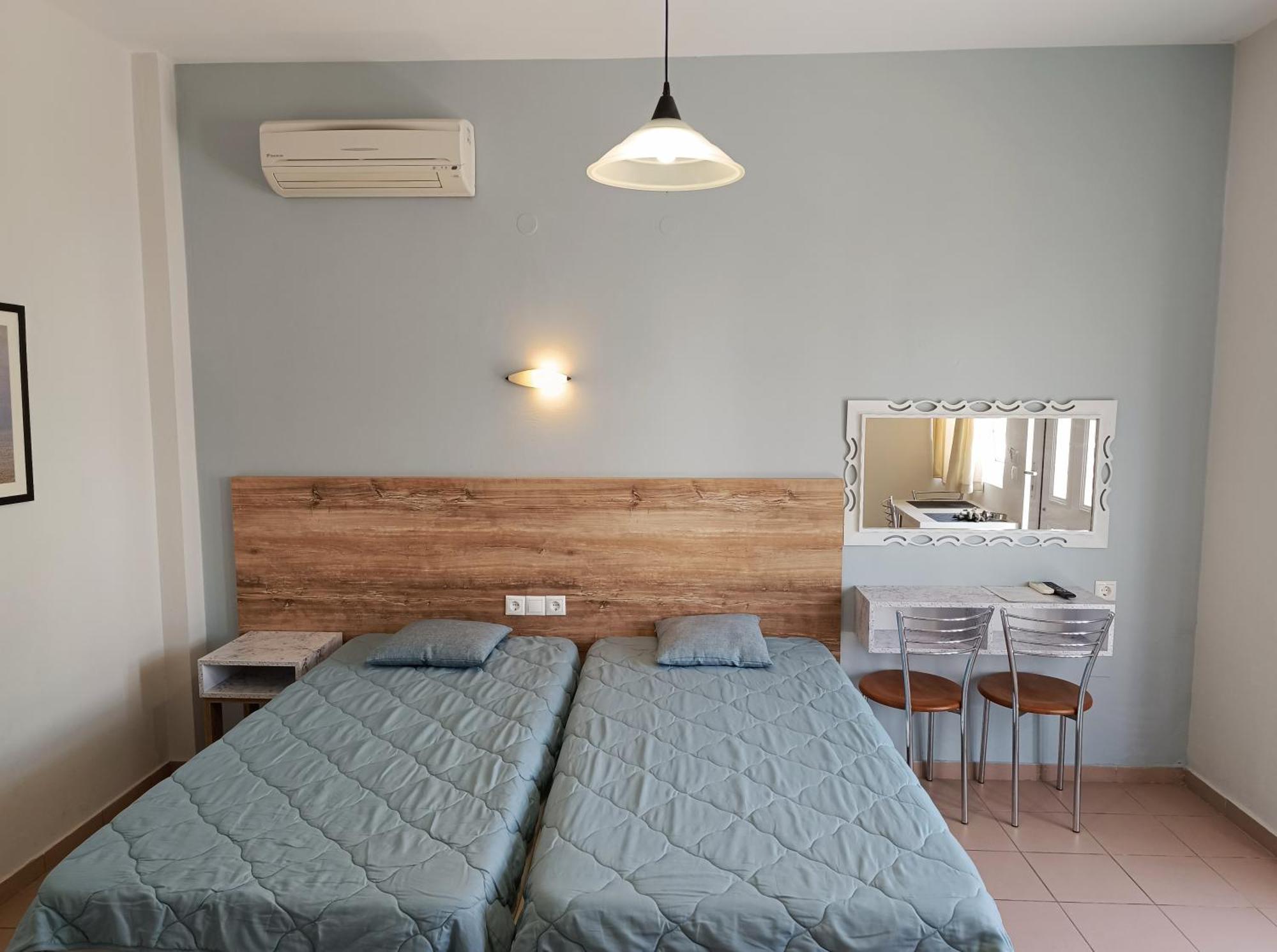 Miramare Apartments Platanias  Ngoại thất bức ảnh