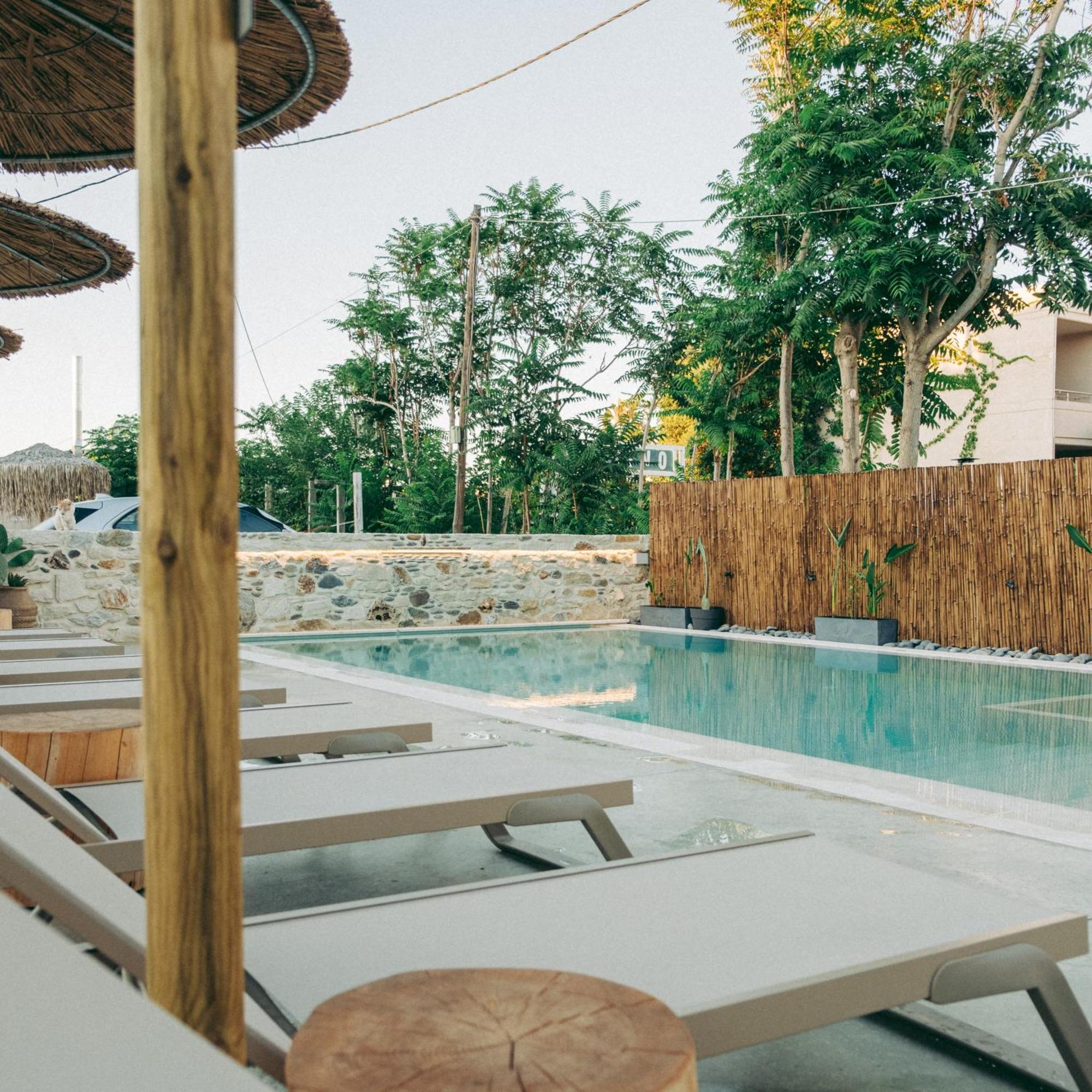 Miramare Apartments Platanias  Ngoại thất bức ảnh